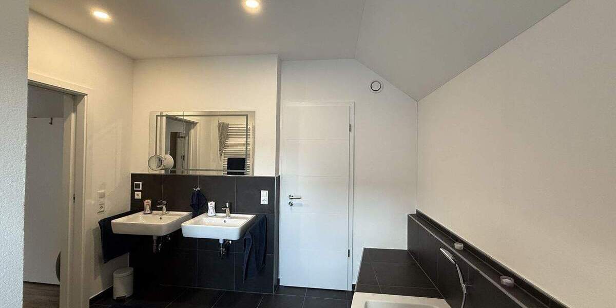 Einfamilienhaus Biberach Prinzbach - 6 Zimmer, 192 m&sup2;, 745.000&euro; | Angebot:25747813