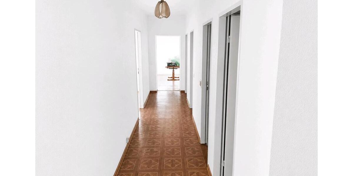 Etagenwohnung Lahr (Schwarzwald) - 3 Zimmer, 83 m&sup2;, 185.000&euro; | Angebot:26974356