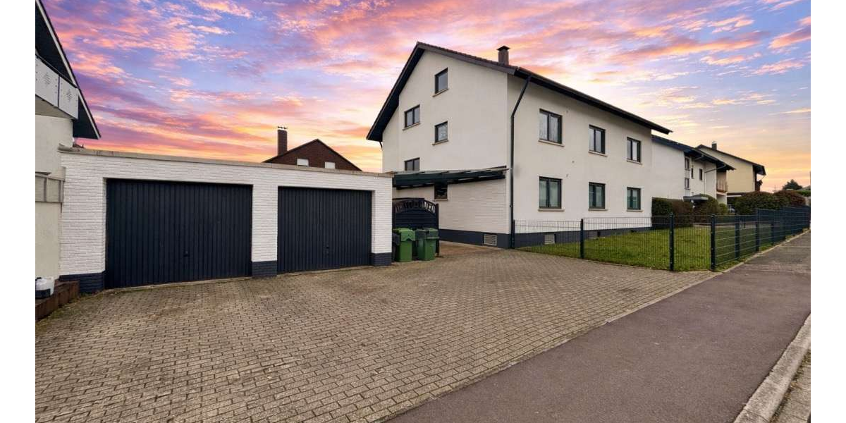 Einfamilienhaus Appenweier - 8 Zimmer, 220 m&sup2;, 680.000&euro; | Angebot:25444245