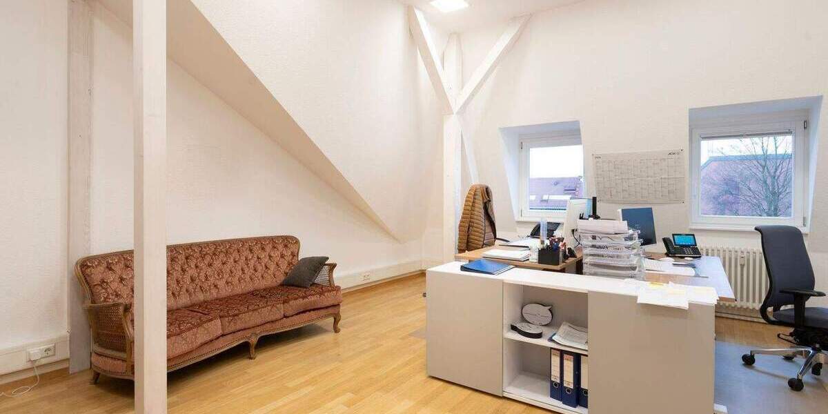 Gewerbeobjekt Lahr/Schwarzwald Lahr - 7 Zimmer, 158 m&sup2;, 2.090&euro; | Angebot:25733871
