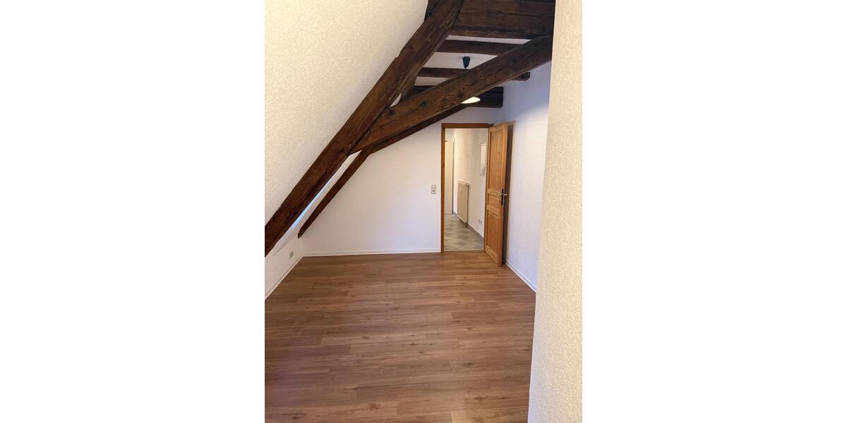 Dachgeschoßwohnung Kehl - 1 Zimmer, 10 m&sup2;, 400&euro; | Angebot:25225174