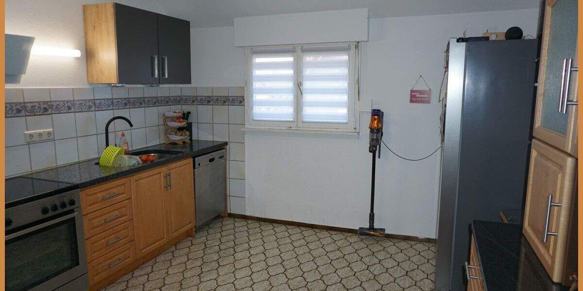 Mehrfamilienhaus, Wohnhaus Offenburg / Zunsweier Zunsweier - 6 Zimmer, 170 m&sup2;, 479.000&euro; | Angebot:25689024