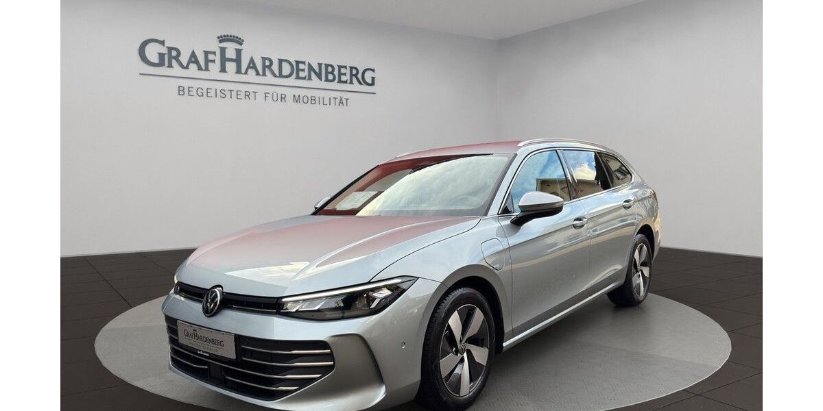VW Passat Variant 25.700 km 34.555 &euro; Gengenbach 77723