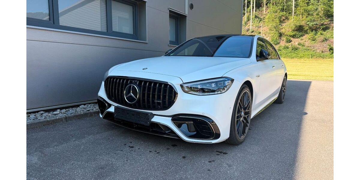 Mercedes-Benz S 63 AMG 4.000 km 179.900 &euro; Mühlenbach 77796