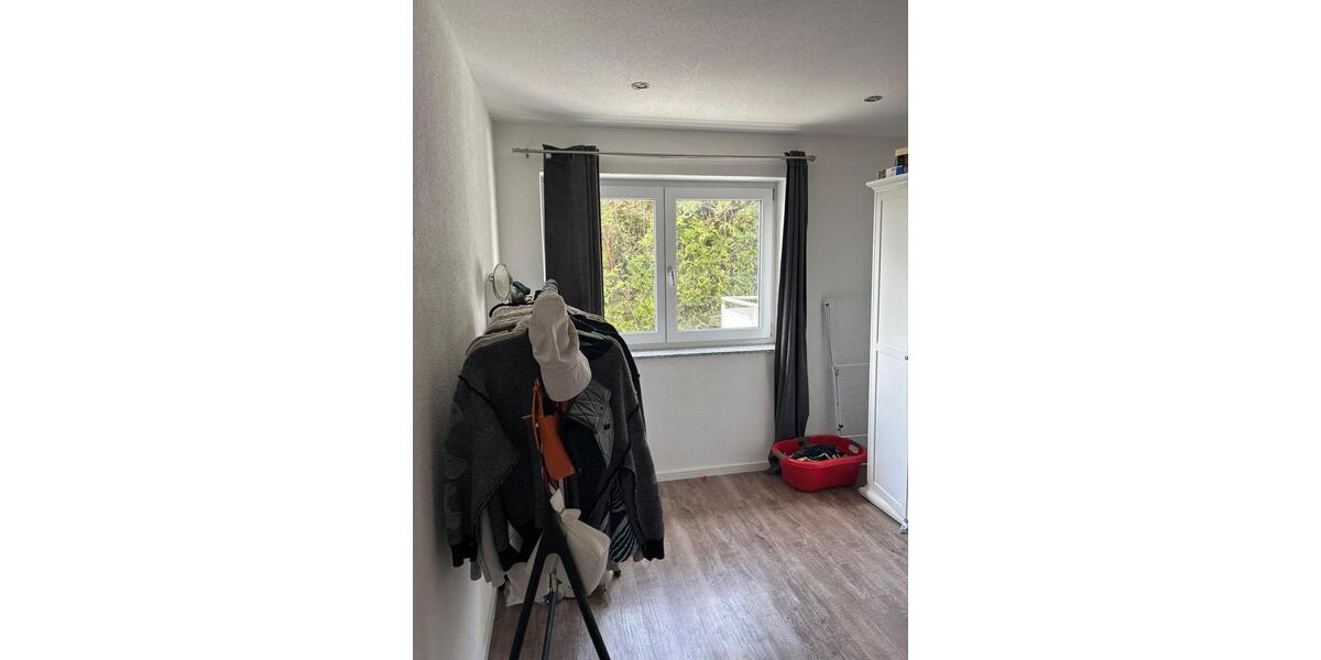 Etagenwohnung Lahr (Schwarzwald) - 2.5 Zimmer, 74 m&sup2;, 1.220&euro; | Angebot:25985920