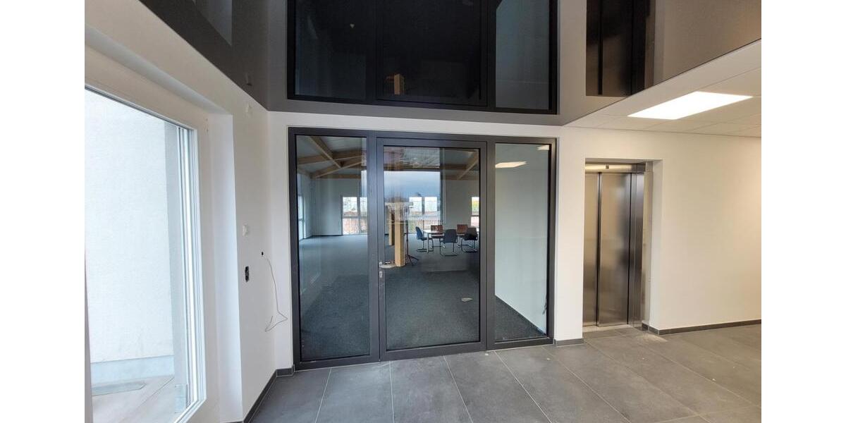 Gewerbeobjekt Appenweier - 1.900&euro; | Angebot:19421774