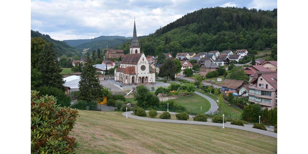 Erdgeschoßwohnung Nordrach - 3 Zimmer, 99 m&sup2;, 1.100&euro; | Angebot:25765401