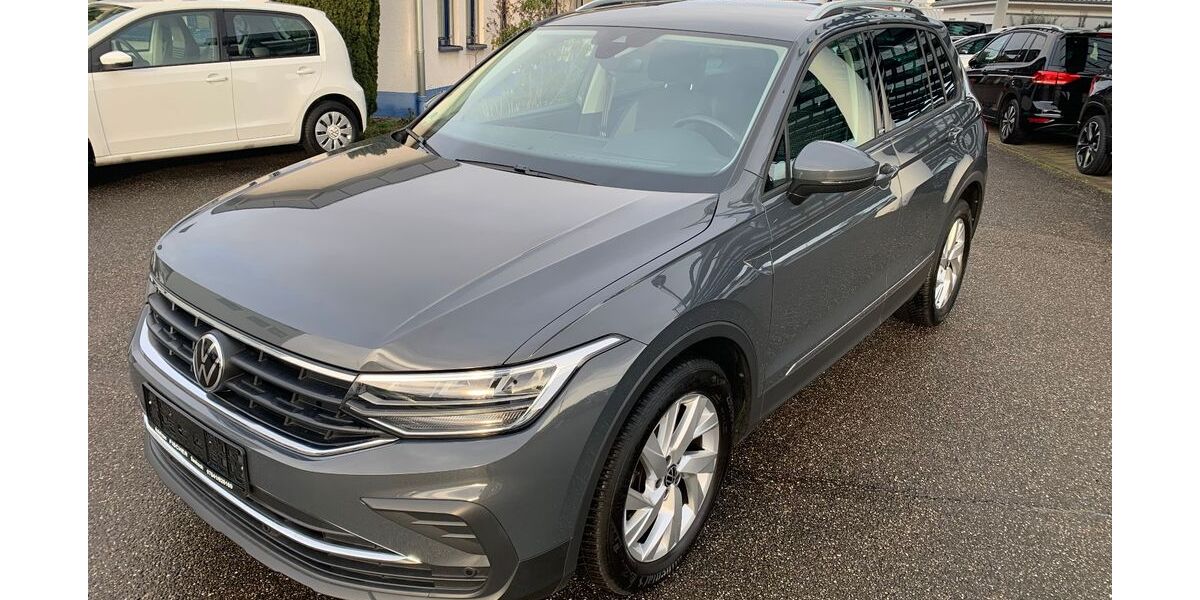 VW Tiguan 44.604 km 24.900 &euro; Sasbach 77880