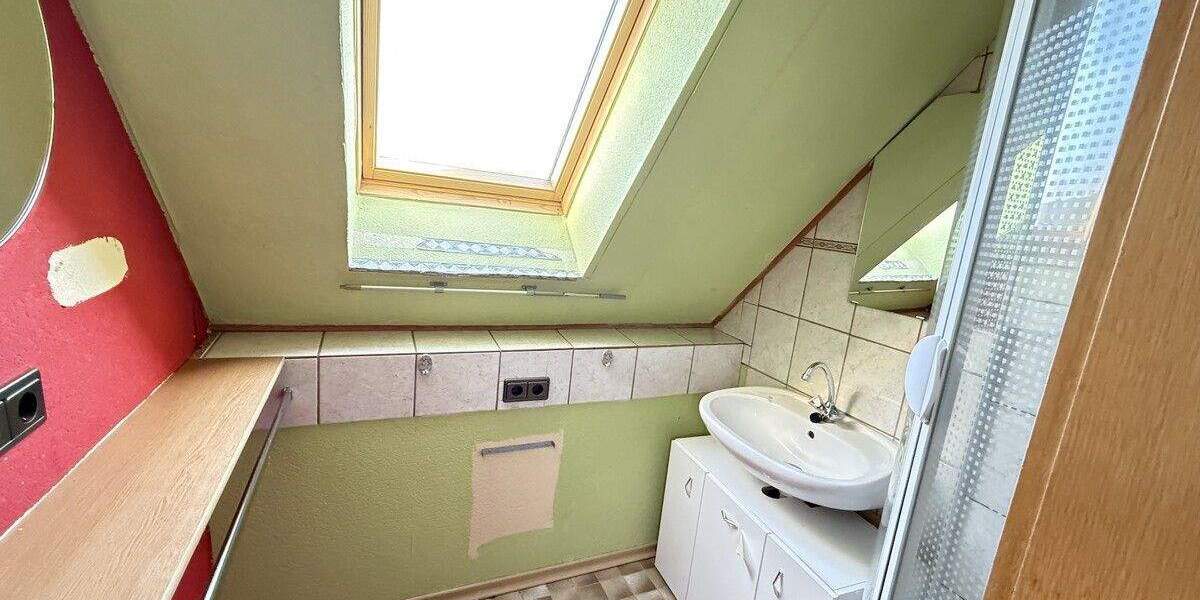 Einfamilienhaus Ettenheim / Ettenheimweiler Ettenheimweiler - 9 Zimmer, 210 m&sup2;, 359.000&euro; | Angebot:25671629