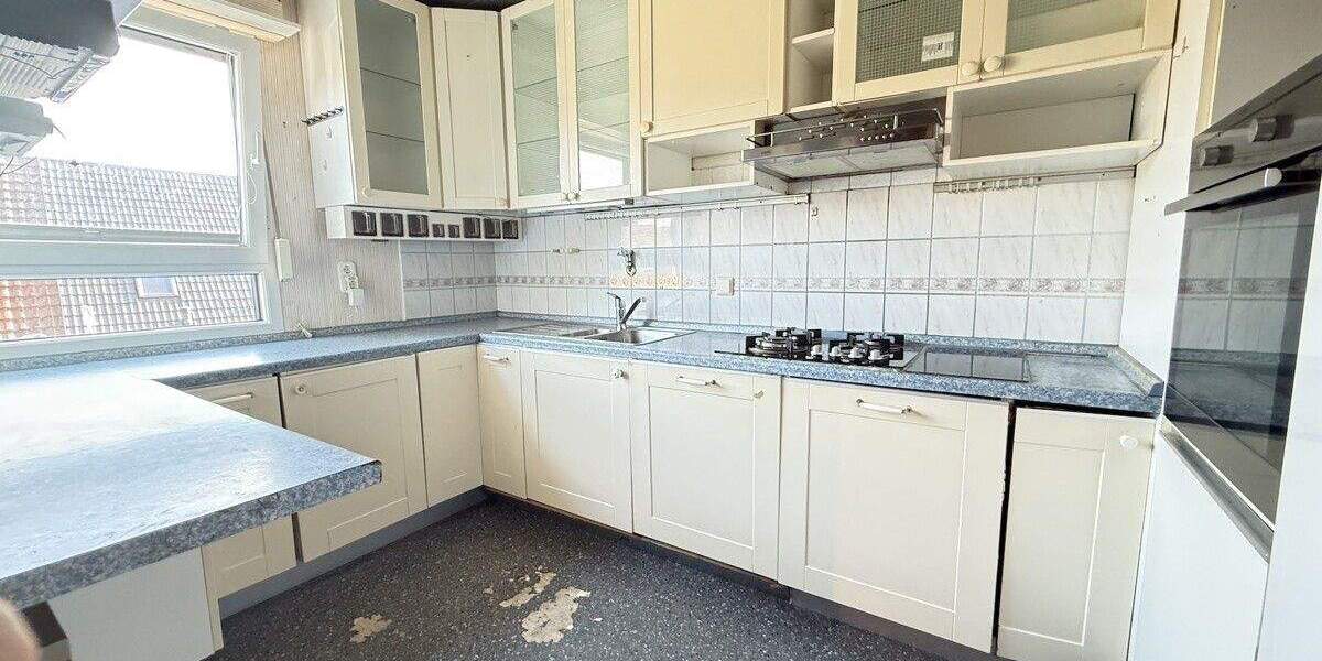 Einfamilienhaus Ettenheim / Ettenheimweiler Ettenheimweiler - 9 Zimmer, 210 m&sup2;, 310.000&euro; | Angebot:25671629