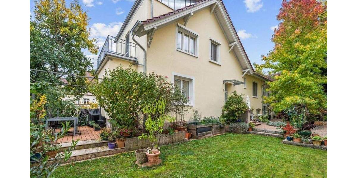 Einfamilienhaus Offenburg Stadtmitte - 1 Zimmer, 352 m&sup2;, 890.000&euro; | Angebot:25660475