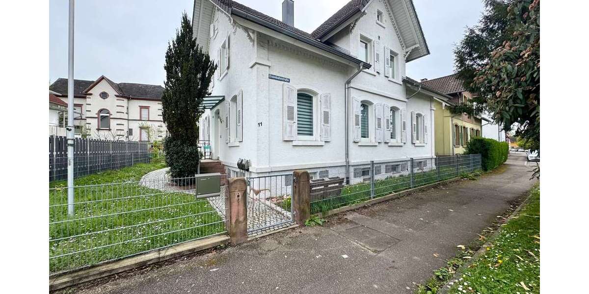 Einfamilienhaus Lahr - 9 Zimmer, 240 m&sup2;, 699.000&euro; | Angebot:26166503