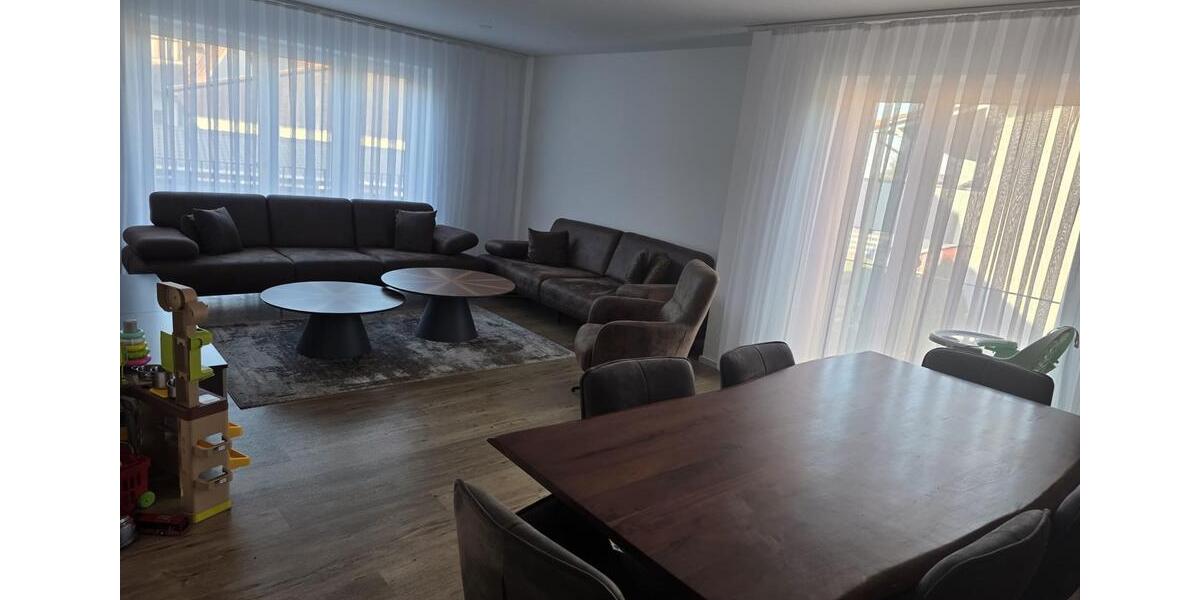 Etagenwohnung Friesenheim - 3 Zimmer, 87 m&sup2;, 1.000&euro; | Angebot:25807557