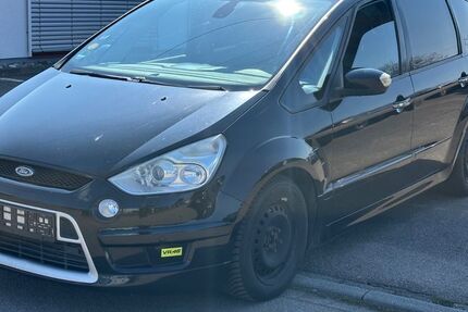 Ford S-Max 213.000 km 3.950 &euro; Lahr 77933
