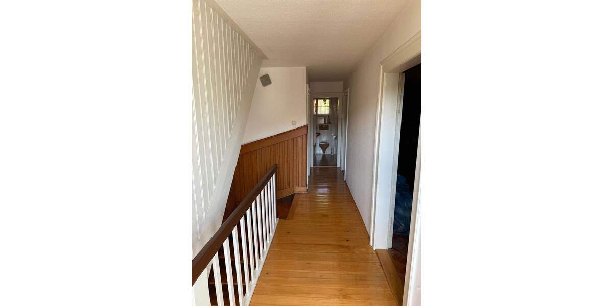 Einfamilienhaus Bühlertal - 8 Zimmer, 250 m&sup2;, 425.000&euro; | Angebot:25756402