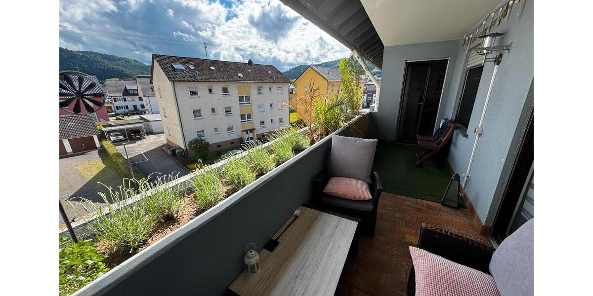 Etagenwohnung Haslach im Kinzigtal - 4 Zimmer, 102 m&sup2;, 279.000&euro; | Angebot:26671294