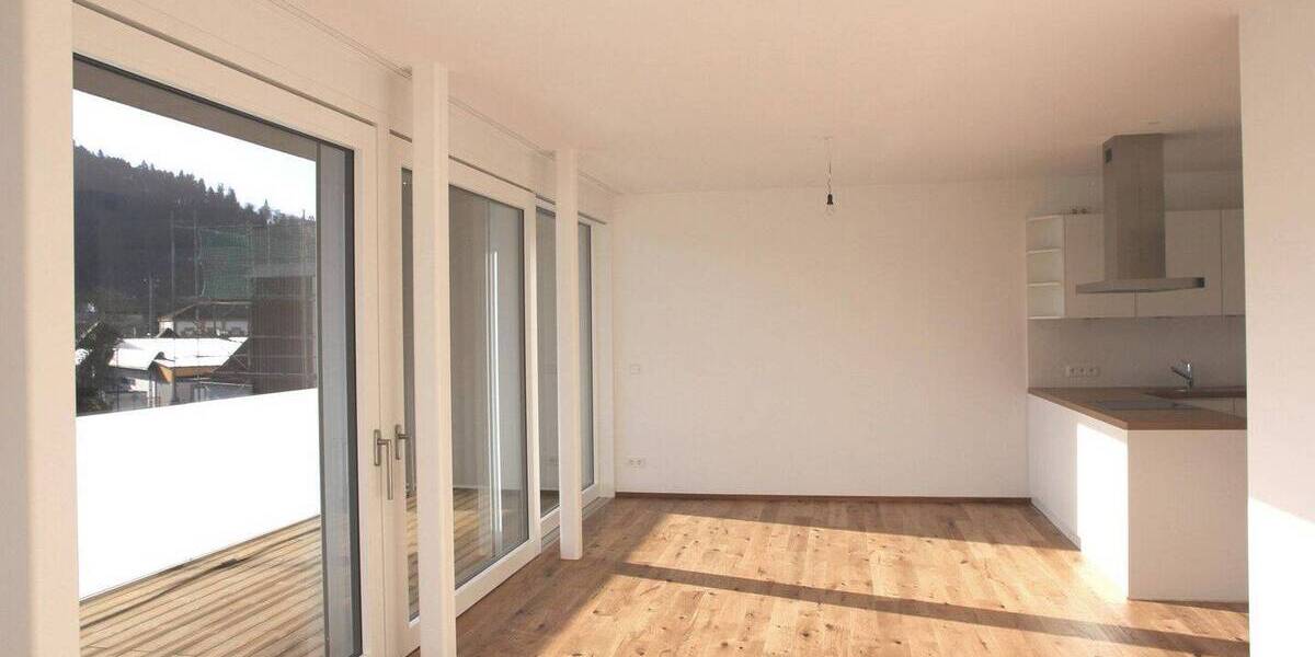 Etagenwohnung Hausach - 3 Zimmer, 89 m&sup2;, 1.152&euro; | Angebot:26897136