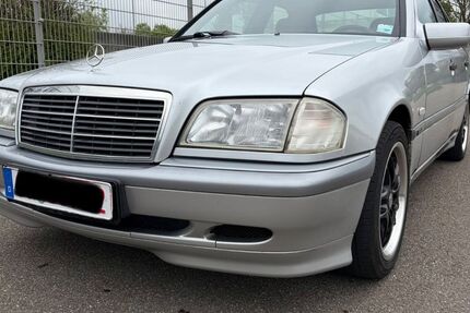 Mercedes-Benz C 180 160.000 km 1.999 &euro; Lahr 77933