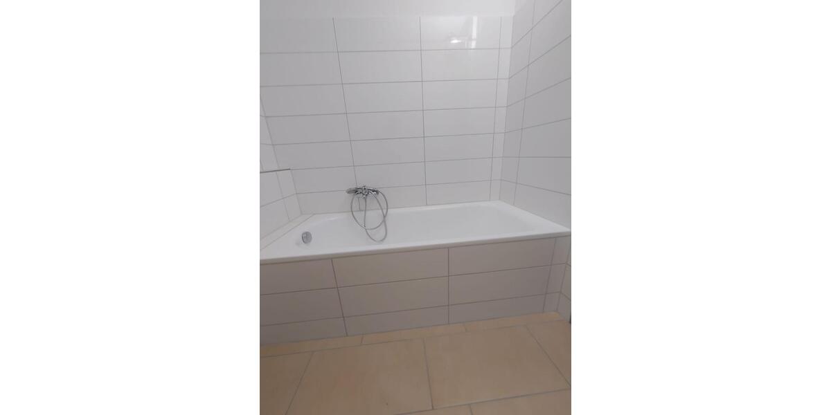 Etagenwohnung Lahr (Schwarzwald) - 2 Zimmer, 69 m&sup2;, 195.000&euro; | Angebot:25017450