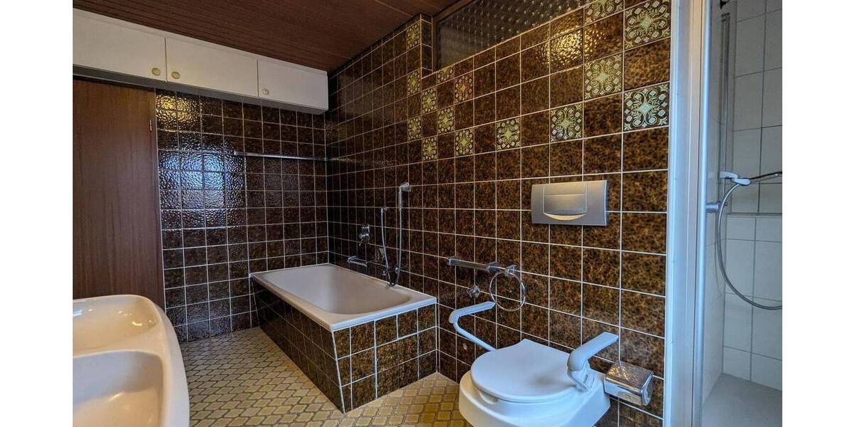 Mehrfamilienhaus, Wohnhaus Hohberg Hofweier - 7 Zimmer, 208 m&sup2;, 520.000&euro; | Angebot:26379812