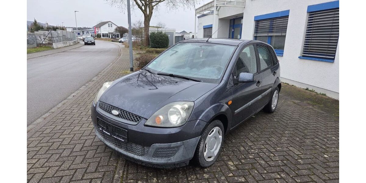Ford Fiesta 149.000 km 1.999 &euro; Kippenheim 77971