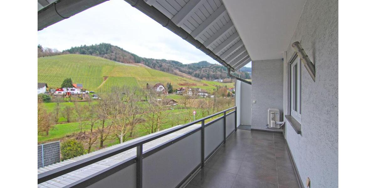 Etagenwohnung Kappelrodeck - 5.5 Zimmer, 140 m&sup2;, 1.400&euro; | Angebot:25056369