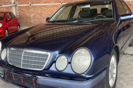 Mercedes-Benz E 220 280.500 km 2.499 &euro; Herbolzheim 79336