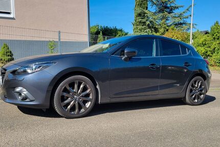 Mazda 3 120.800 km 10.900 &euro; Hohberg 77749