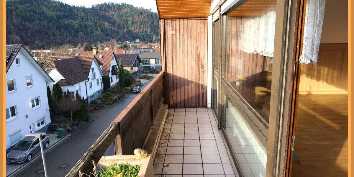 Etagenwohnung Zell am Harmersbach Zell - 2 Zimmer, 97 m&sup2;, 265.000&euro; | Angebot:25774653