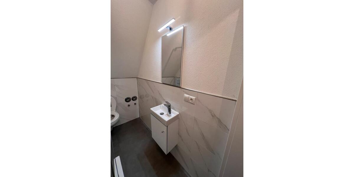 Dachgeschoßwohnung Lahr (Schwarzwald) - 1.5 Zimmer, 53 m&sup2;, 700&euro; | Angebot:26034145