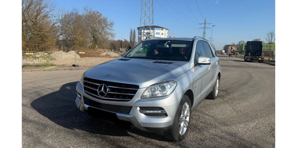 Mercedes-Benz ML 350 349.000 km 9.699 &euro; lahr 77933