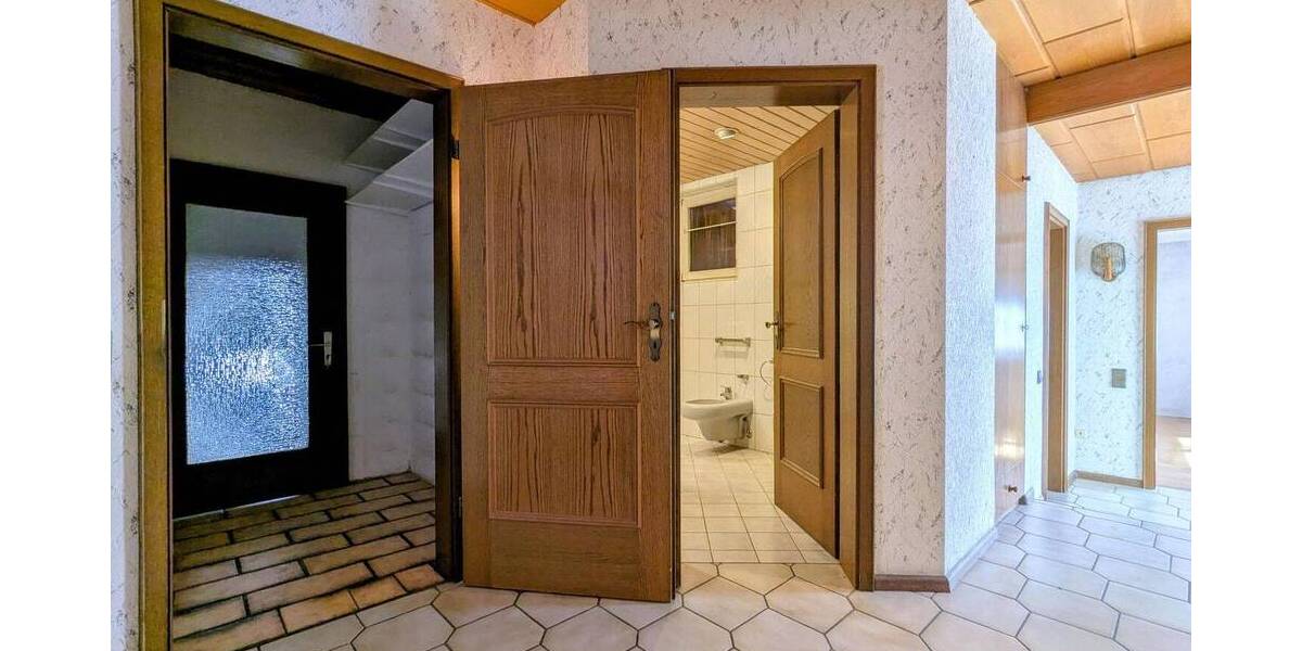 Mehrfamilienhaus, Wohnhaus Hohberg Hofweier - 7 Zimmer, 208 m&sup2;, 520.000&euro; | Angebot:26379812
