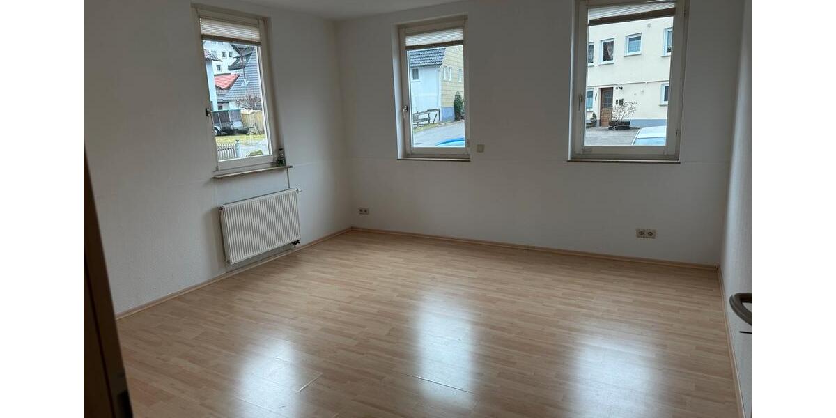 Hochparterre Seelbach - 3 Zimmer, 94 m&sup2;, 740&euro; | Angebot:25958688