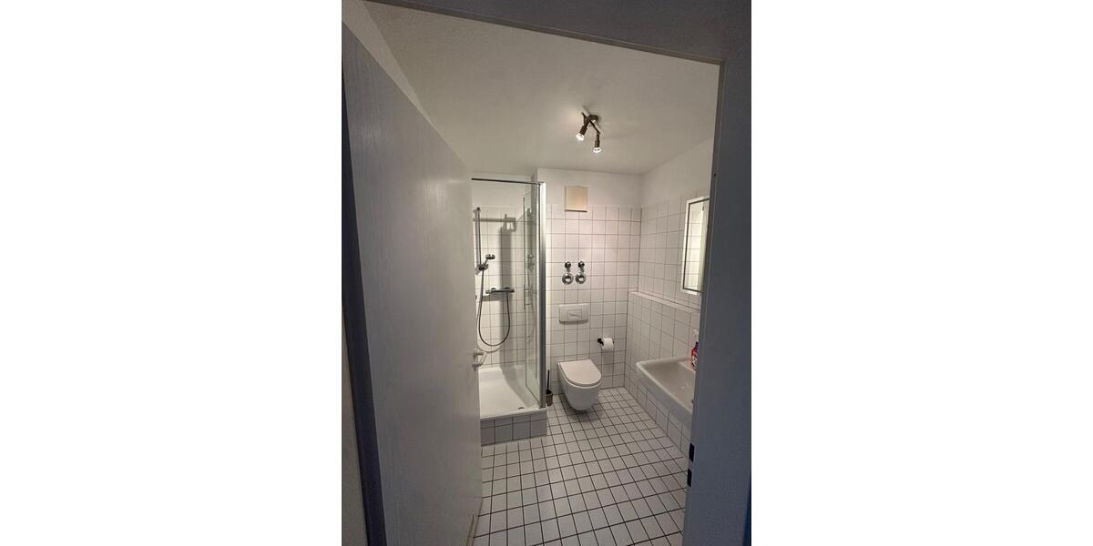 Dachgeschoßwohnung Offenburg Rammersweier - 3 Zimmer, 60 m&sup2;, 935&euro; | Angebot:26548953