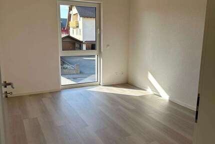 Wohnung Neuried - 3 Zimmer, 92 m&sup2;, 365.000&euro; | Angebot:25995061