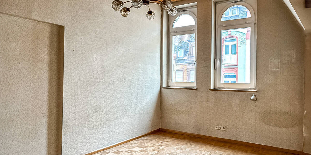 Etagenwohnung Offenburg Stadtmitte - 4 Zimmer, 116 m&sup2;, 249.000&euro; | Angebot:25741321