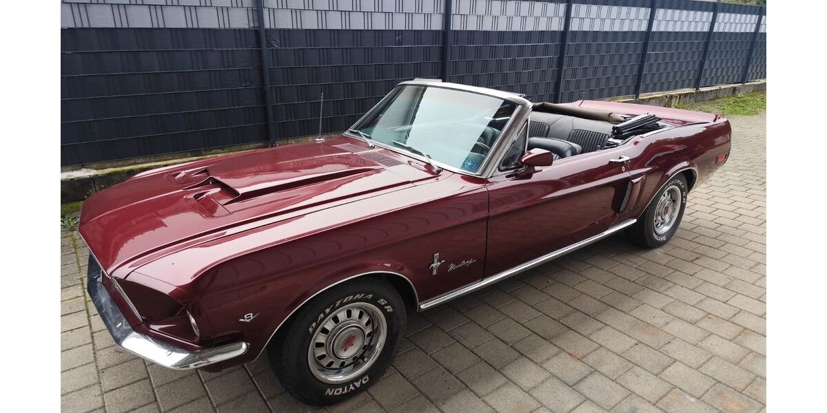 Ford Mustang 185.000 km 32.900 &euro; Lahr 77933