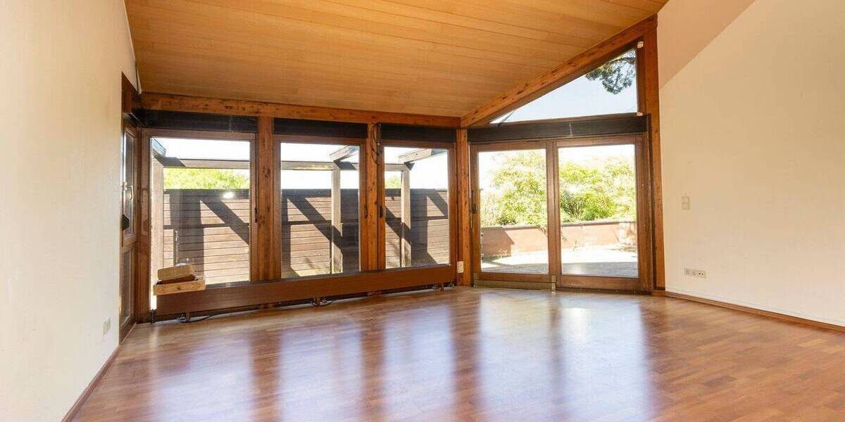 Etagenwohnung Lahr - 6 Zimmer, 222 m&sup2;, 465.000&euro; | Angebot:26641776