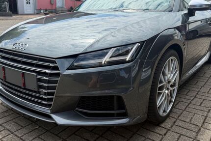 Audi TT 137.000 km 22.500 &euro; Ringsheim 77975