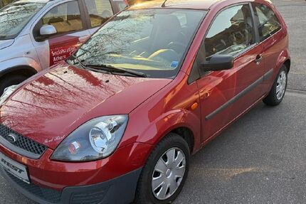 Ford Fiesta 32.150 km 4.750 &euro; Achern 77855