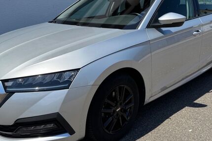 Skoda Octavia 148.100 km 15.580 &euro; Offenburg 77654