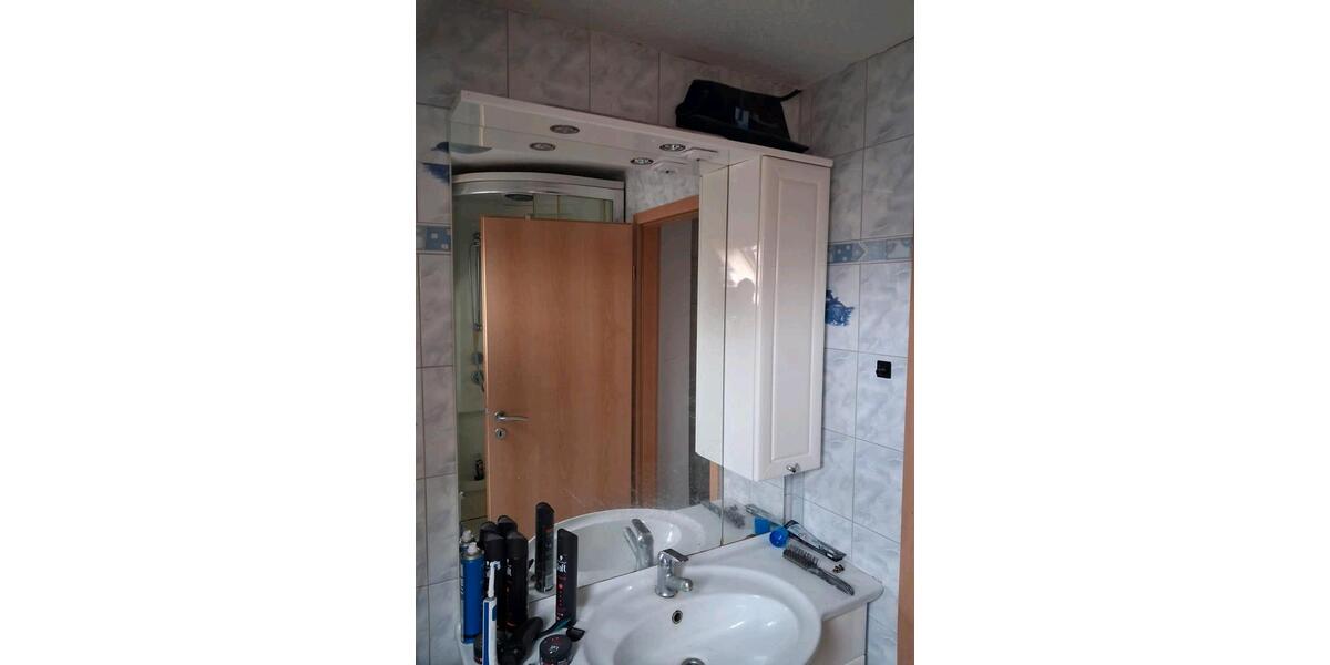 Dachgeschoßwohnung Friesenheim - 3.5 Zimmer, 95 m&sup2;, 950&euro; | Angebot:25626343