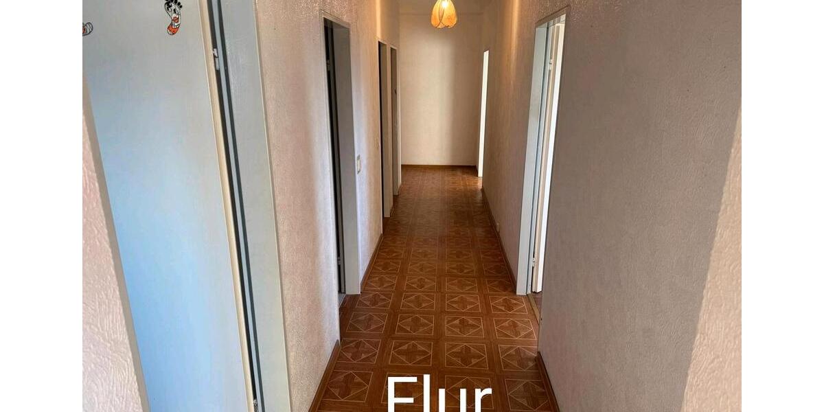 Etagenwohnung Lahr (Schwarzwald) - 3 Zimmer, 82 m&sup2;, 200.000&euro; | Angebot:26101316