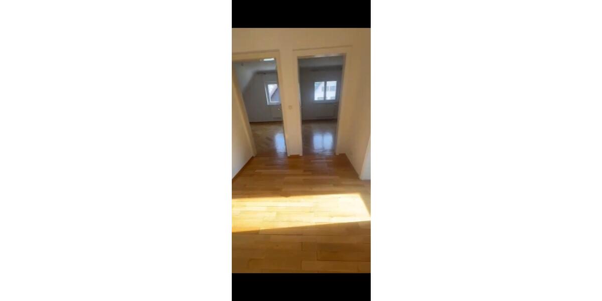 Dachgeschoßwohnung Bühl - 3 Zimmer, 67 m&sup2;, 950&euro; | Angebot:26032182