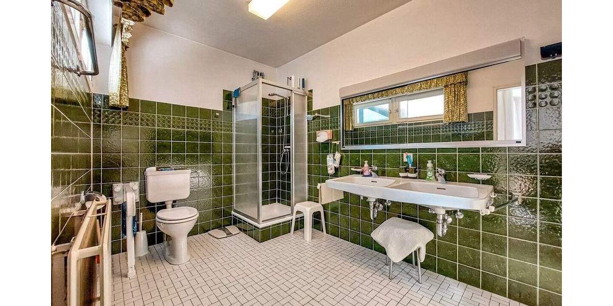 Einfamilienhaus Offenburg Südoststadt - 1 Zimmer, 223 m&sup2;, 797.000&euro; | Angebot:25820427