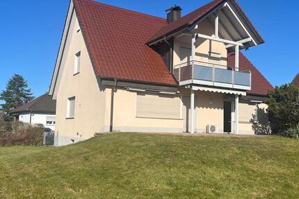 Haus Kehl - 6 Zimmer, 226 m&sup2;, 1.800&euro; | Angebot:25917590