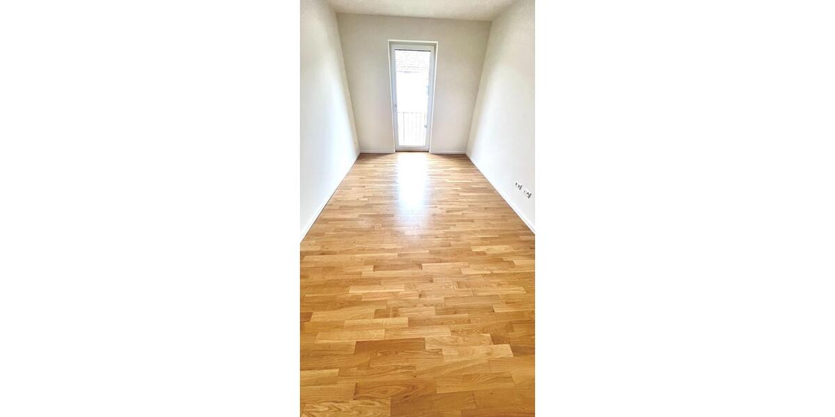 Etagenwohnung Lahr (Schwarzwald) - 3 Zimmer, 95 m&sup2;, 1.090&euro; | Angebot:26013873