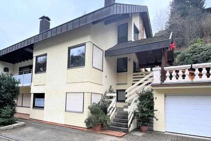 Haus Bühlertal - 10 Zimmer, 211 m&sup2;, 700.000&euro; | Angebot:16535800