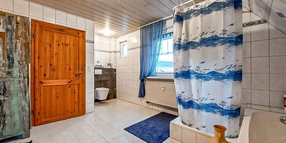 Einfamilienhaus Offenburg Bühl - 6 Zimmer, 125 m&sup2;, 549.000&euro; | Angebot:25694423