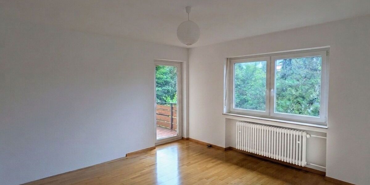 Toplage in Zell-Weierbach: Großzügiges, helles und ruhiges Haus umgeben von viel Grün - Einfamilienhaus Offenburg Rammersweier | Angebot:27018965